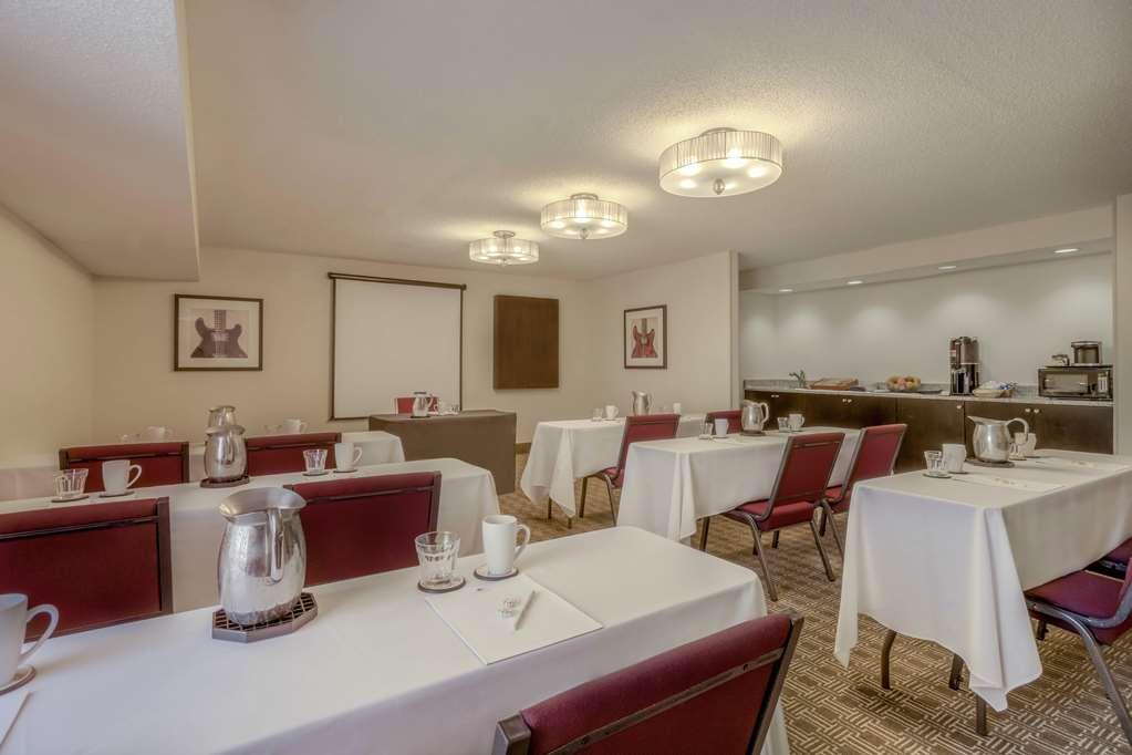 Doubletree Suites By Hilton Nashville Airport Зручності фото