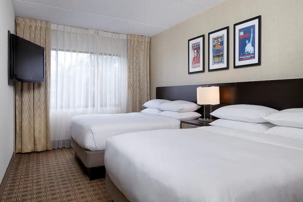 Doubletree Suites By Hilton Nashville Airport Екстер'єр фото