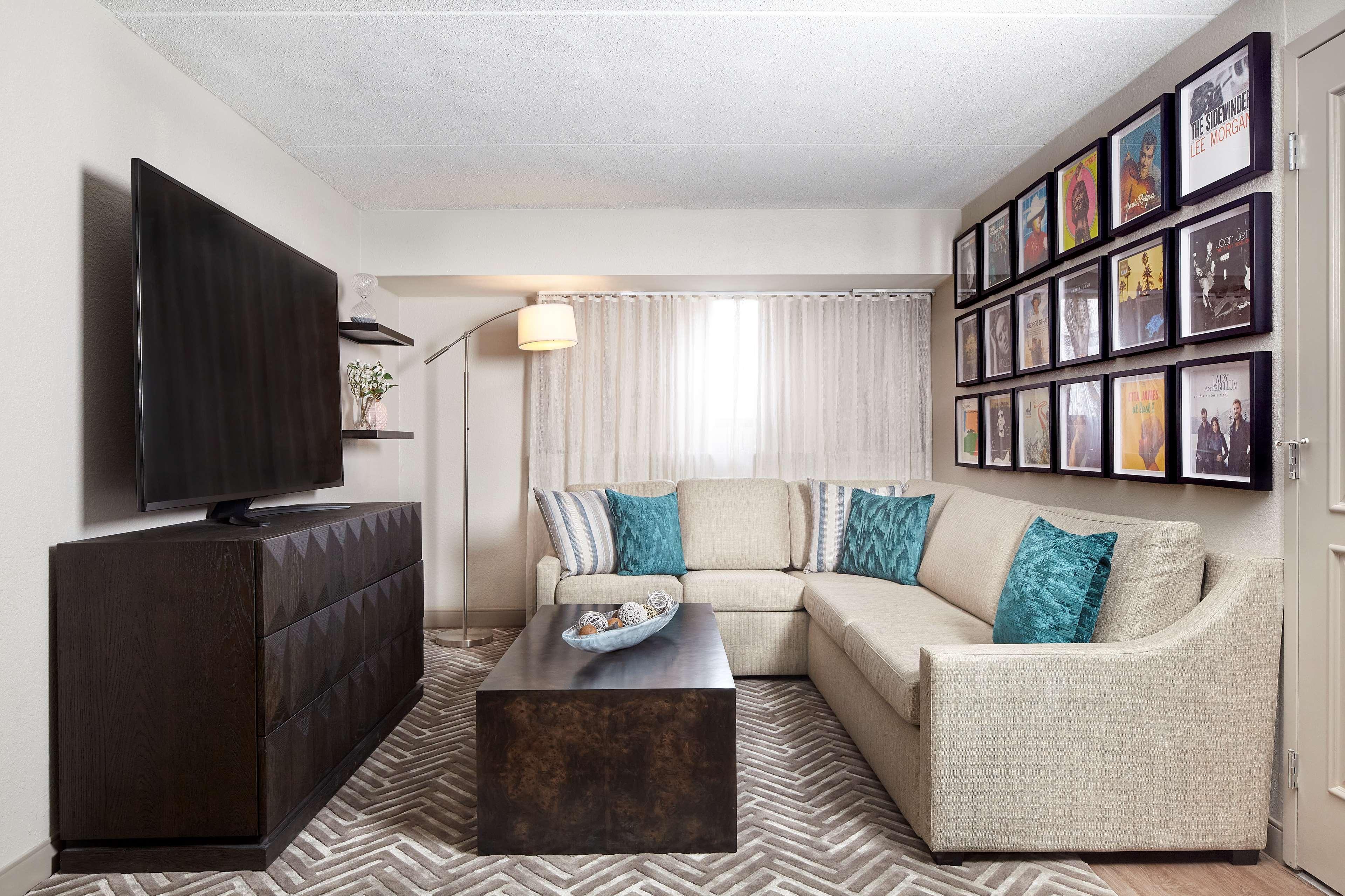 Doubletree Suites By Hilton Nashville Airport Екстер'єр фото