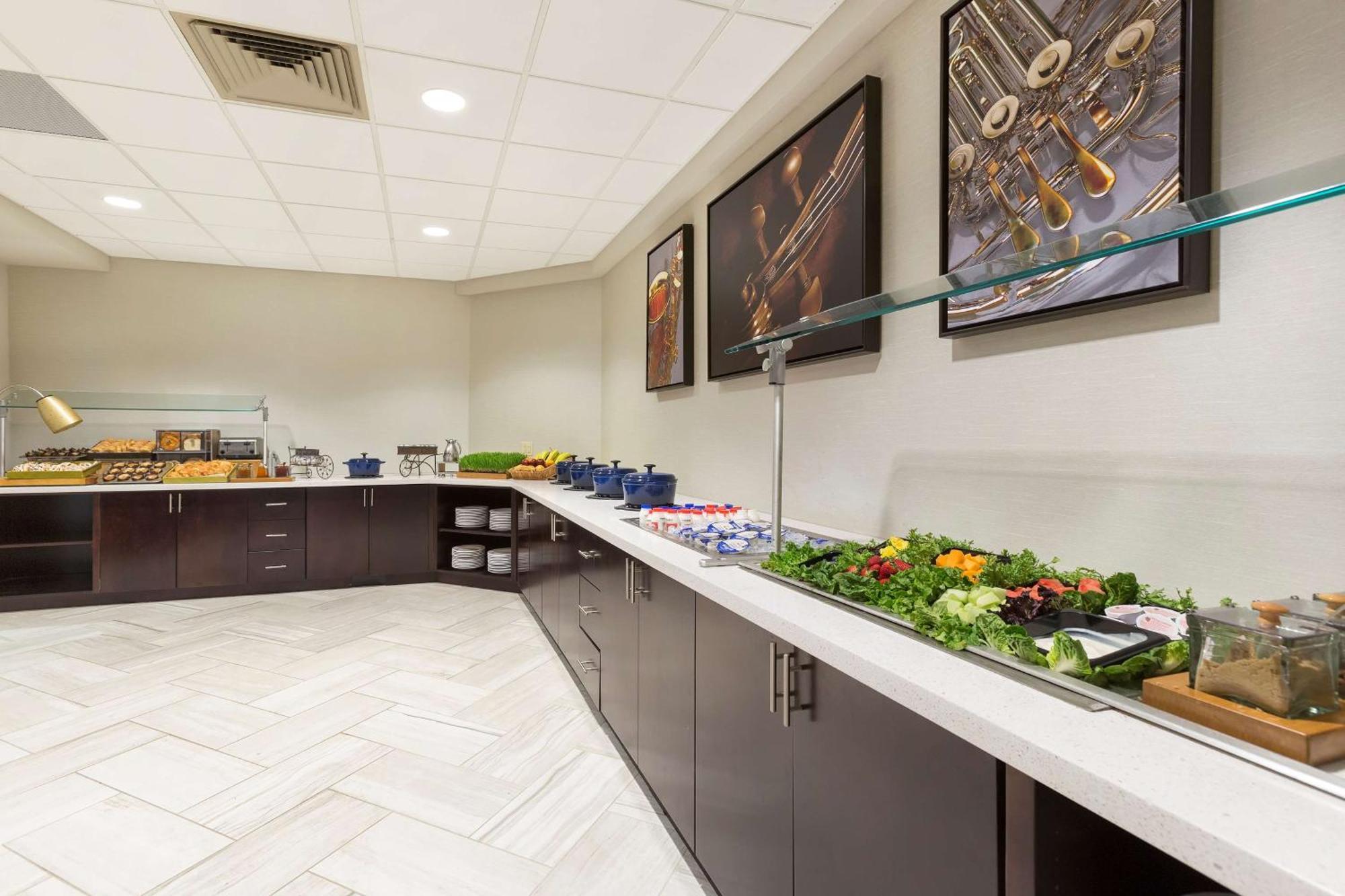 Doubletree Suites By Hilton Nashville Airport Екстер'єр фото