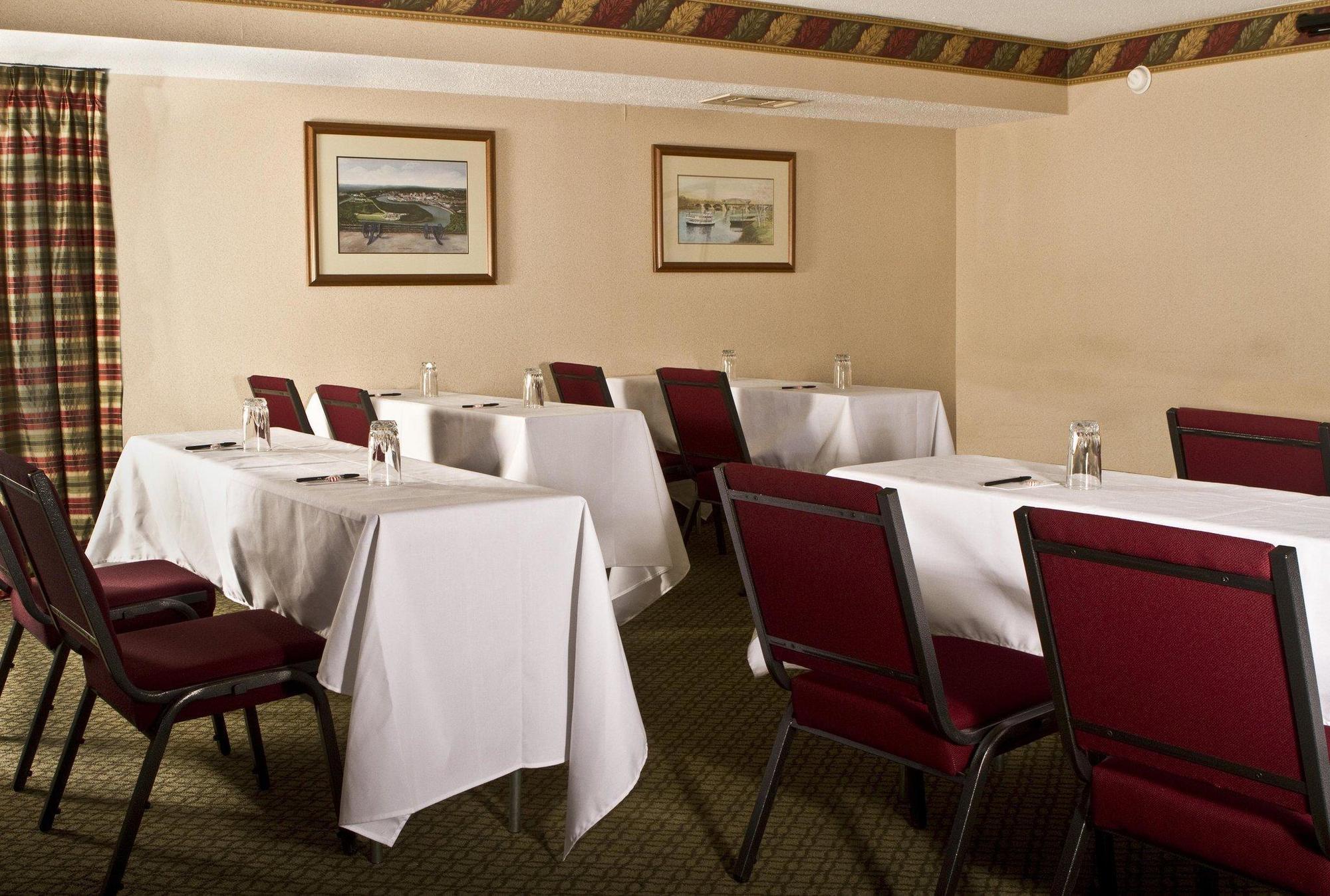 Doubletree Suites By Hilton Nashville Airport Екстер'єр фото
