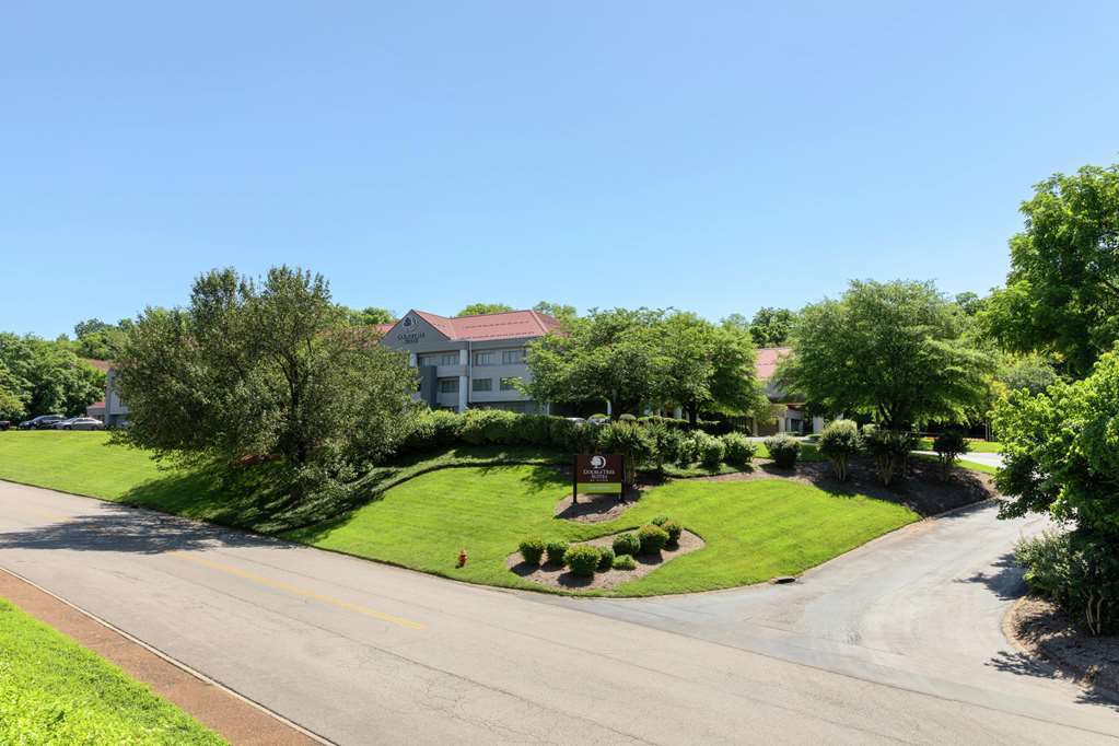 Doubletree Suites By Hilton Nashville Airport Екстер'єр фото